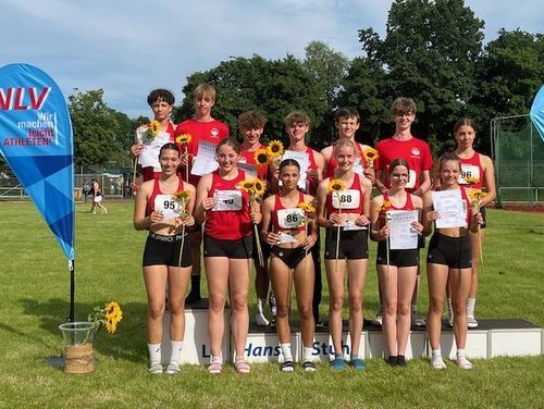 U16-Teams vom VfL Eintracht Hannover erwischen Sahnetag