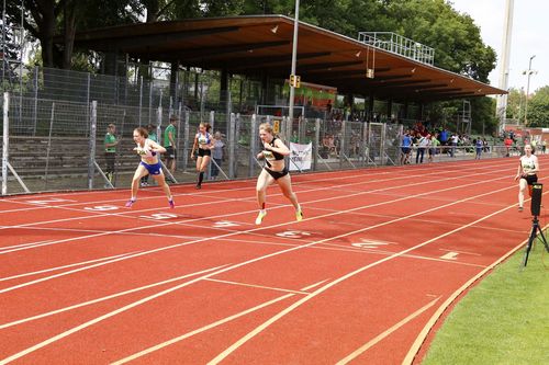 Talea Prepens mit 11,58 Sekunden über die 100 m in Top-Form