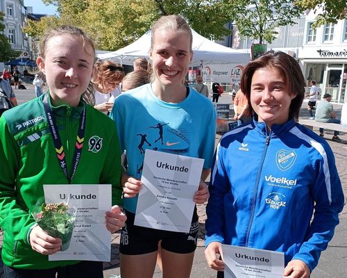 Johanna Ewert gewinnt Bronze in Siegburg 