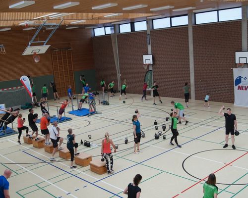 Von Männern aus Stahl, strahlenden Gesichtern und wohliger Erschöpfung
