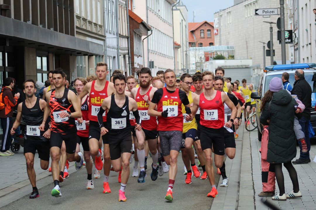 Felix Büchel und Jennifer von Hörsten gewinnen dritte Auflage der 5km-LM 