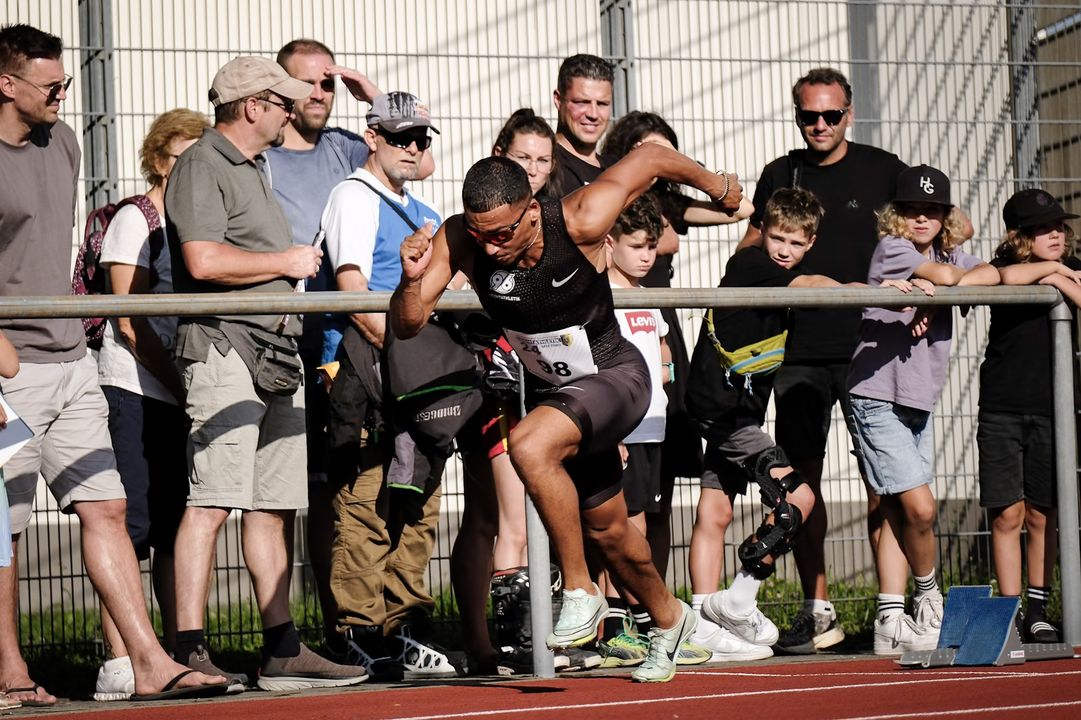 Jaworski mit souveränem Auftritt zwischen den Olympiamedaillen-Gewinnerinnen