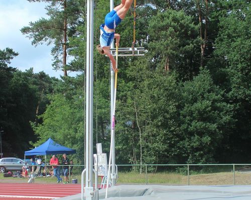 „Geil, das hat hier richtig Flair!“ – Landesmeisterschaften im Waldstadion von Papenburg