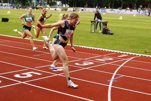 Talea Prepens siegt über 200m (Foto H. Prepens)