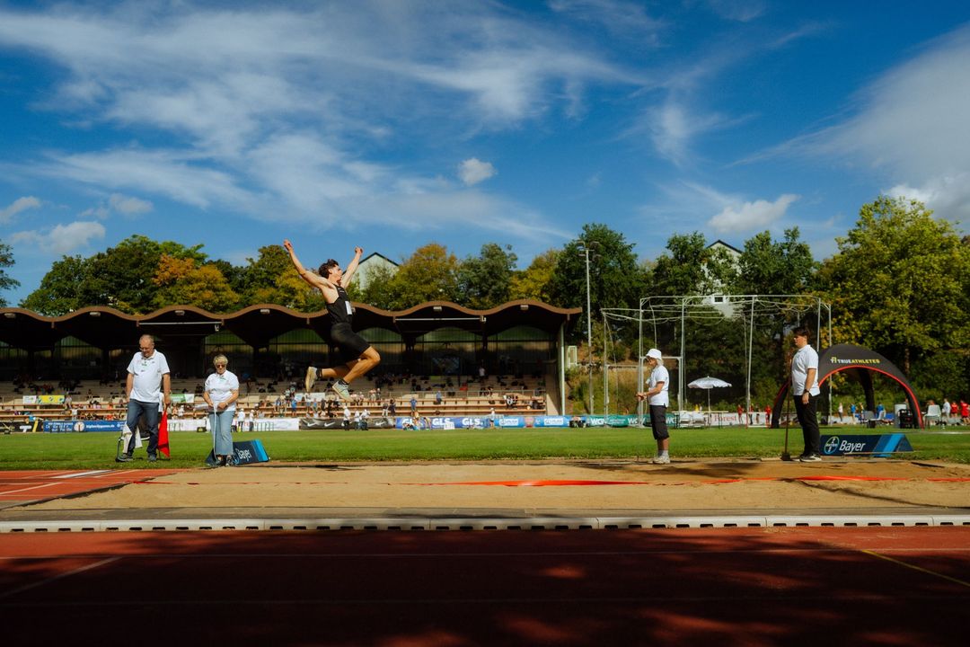 Svea Funck und Tamina Heller dominieren in Leverkusen 
