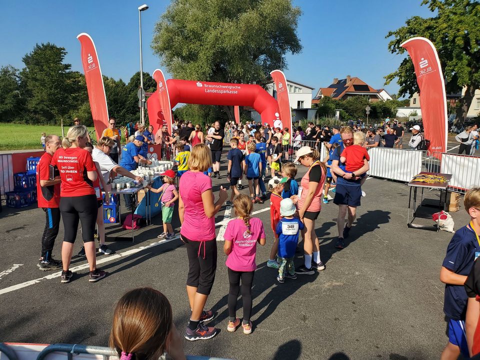 50-zigster Schapener Volkslauf, da muss man dabei gewesen sein!