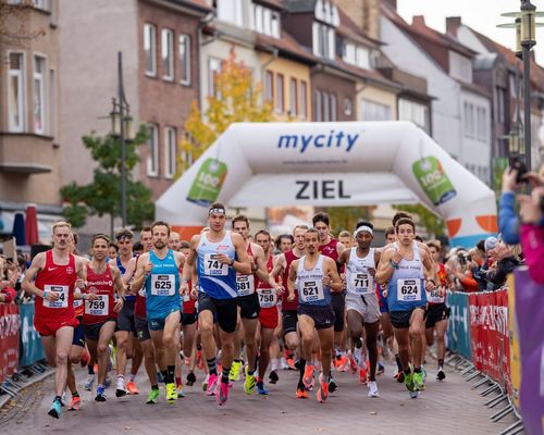 Stimmungsvolle DM 10km in Uelzens Altstadt