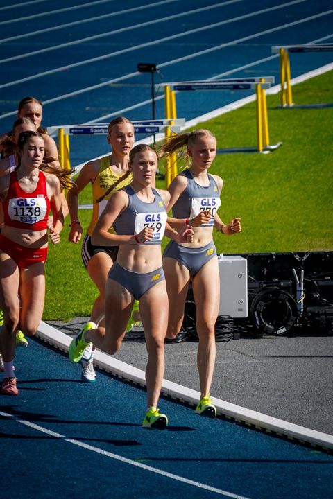 Titel verteidigt: Luna Fischer und Lera Miller triumphieren in Bochum 