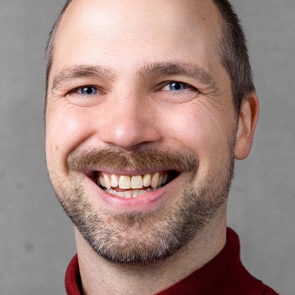 Dr. Nils Eckardt legt Amt nieder