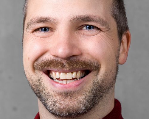 Dr. Nils Eckardt legt Amt nieder