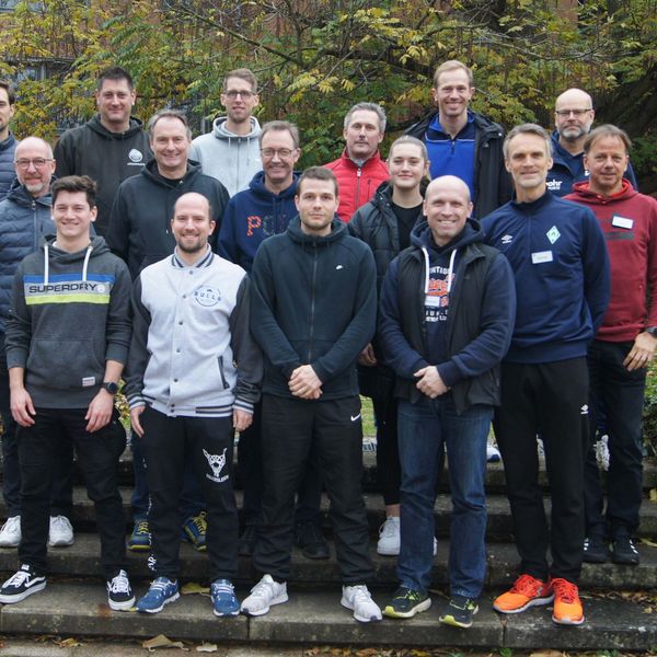 Teilnehmende der B-Trainer-Ausbildung Block Sprint